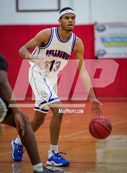 Thumbnail 3 in Volcano Vista vs. Las Cruces (Joe Armijo Basketball Classic) photogallery.