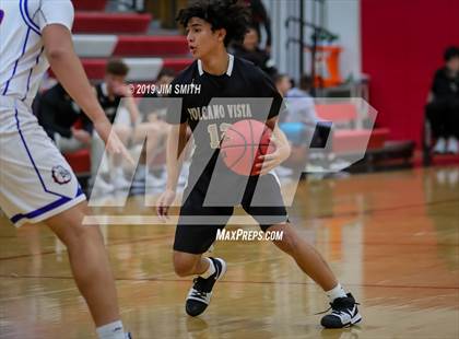 Thumbnail 3 in Volcano Vista vs. Las Cruces (Joe Armijo Basketball Classic) photogallery.