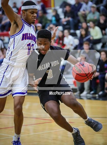 Thumbnail 3 in Volcano Vista vs. Las Cruces (Joe Armijo Basketball Classic) photogallery.