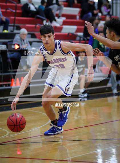 Thumbnail 3 in Volcano Vista vs. Las Cruces (Joe Armijo Basketball Classic) photogallery.