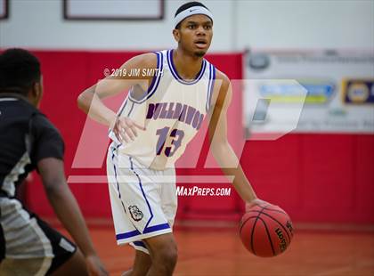 Thumbnail 1 in Volcano Vista vs. Las Cruces (Joe Armijo Basketball Classic) photogallery.