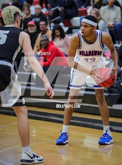 Thumbnail 3 in Volcano Vista vs. Las Cruces (Joe Armijo Basketball Classic) photogallery.