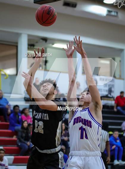 Thumbnail 3 in Volcano Vista vs. Las Cruces (Joe Armijo Basketball Classic) photogallery.