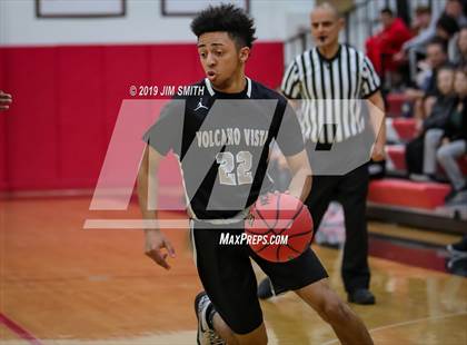 Thumbnail 2 in Volcano Vista vs. Las Cruces (Joe Armijo Basketball Classic) photogallery.