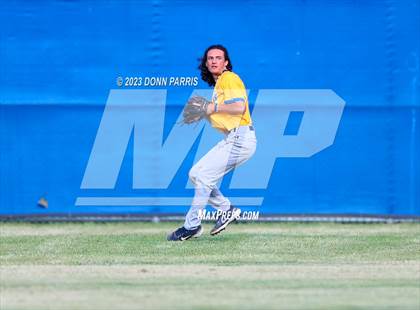 Thumbnail 1 in Charter Oak @ San Dimas photogallery.