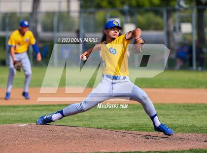Thumbnail 1 in Charter Oak @ San Dimas photogallery.