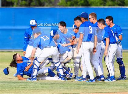 Thumbnail 1 in Charter Oak @ San Dimas photogallery.