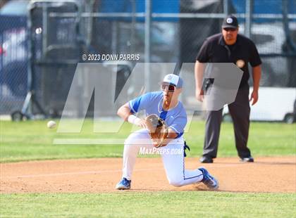 Thumbnail 3 in Charter Oak @ San Dimas photogallery.