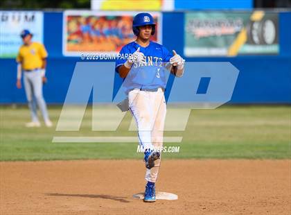 Thumbnail 3 in Charter Oak @ San Dimas photogallery.