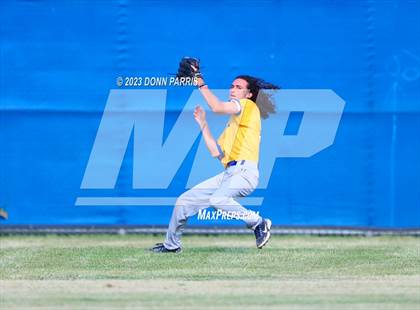 Thumbnail 3 in Charter Oak @ San Dimas photogallery.
