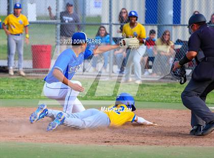 Thumbnail 1 in Charter Oak @ San Dimas photogallery.
