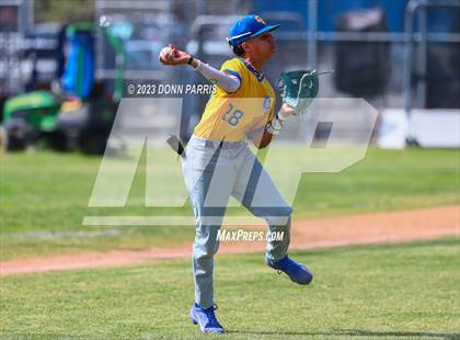 Thumbnail 1 in Charter Oak @ San Dimas photogallery.