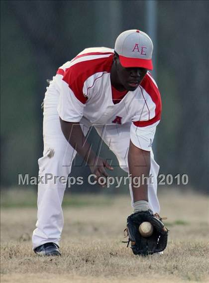 Thumbnail 1 in Austin-East vs Oneida photogallery.