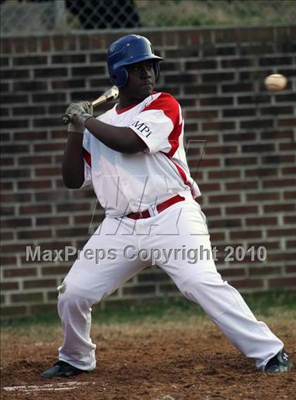Thumbnail 3 in Austin-East vs Oneida photogallery.