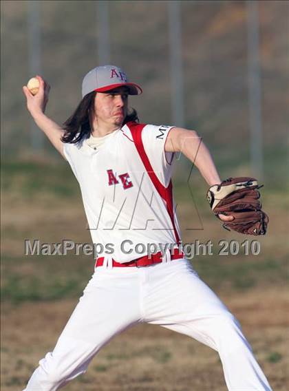 Thumbnail 1 in Austin-East vs Oneida photogallery.