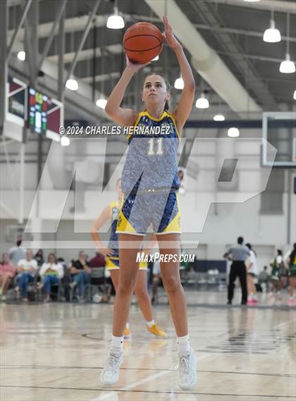 Thumbnail 3 in Highland Park vs Brenham (Texas Association of Basketball Coaches Showcase) photogallery.