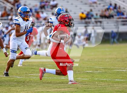 Thumbnail 2 in Oscar Smith vs Grassfield photogallery.