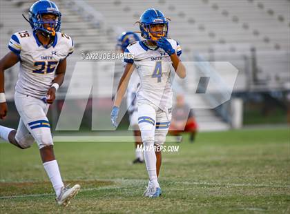 Thumbnail 2 in Oscar Smith vs Grassfield photogallery.