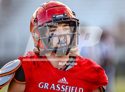 Thumbnail 2 in Oscar Smith vs Grassfield photogallery.