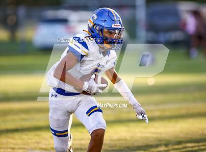 Thumbnail 1 in Oscar Smith vs Grassfield photogallery.