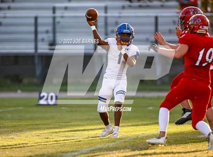 Thumbnail 2 in Oscar Smith vs Grassfield photogallery.