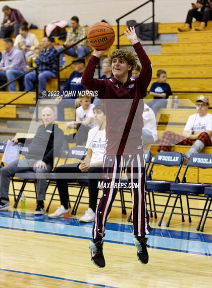 Thumbnail 1 in Garrett @ Woodlan photogallery.