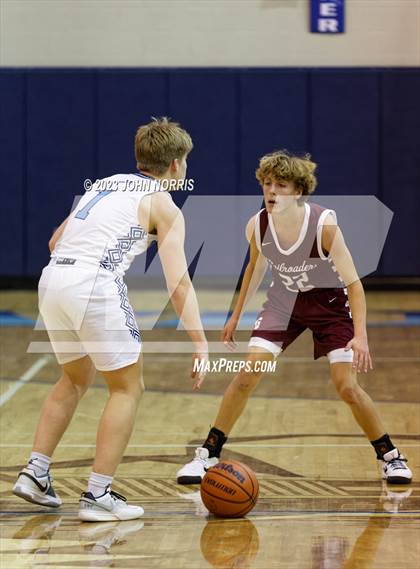 Thumbnail 2 in Garrett @ Woodlan photogallery.