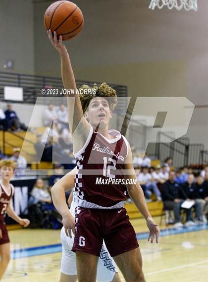 Thumbnail 1 in Garrett @ Woodlan photogallery.