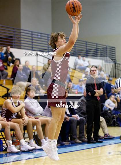 Thumbnail 1 in Garrett @ Woodlan photogallery.