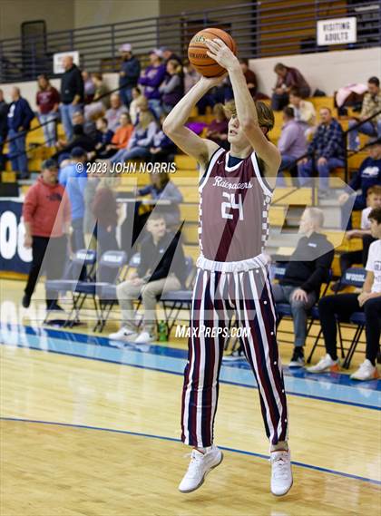 Thumbnail 2 in Garrett @ Woodlan photogallery.