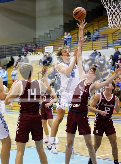 Thumbnail 2 in Garrett @ Woodlan photogallery.