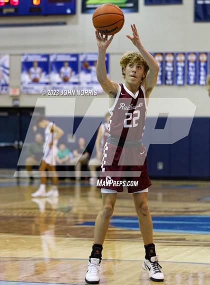 Thumbnail 1 in Garrett @ Woodlan photogallery.