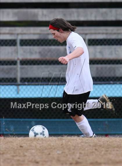 Thumbnail 3 in Austin-East vs Berean Christian School photogallery.