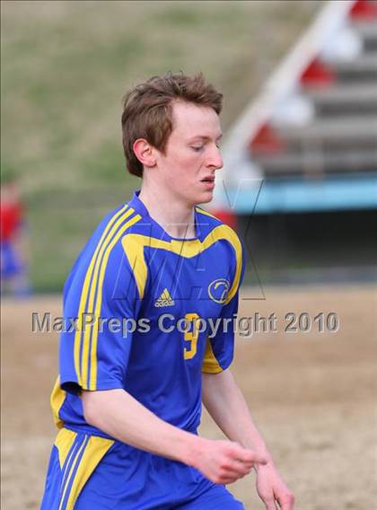 Thumbnail 2 in Austin-East vs Berean Christian School photogallery.