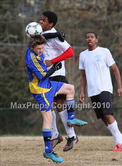 Thumbnail 3 in Austin-East vs Berean Christian School photogallery.