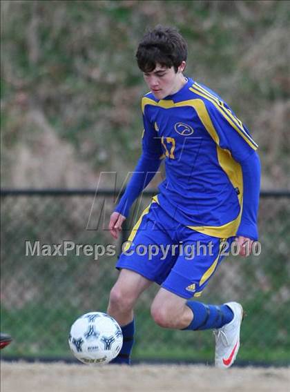 Thumbnail 1 in Austin-East vs Berean Christian School photogallery.