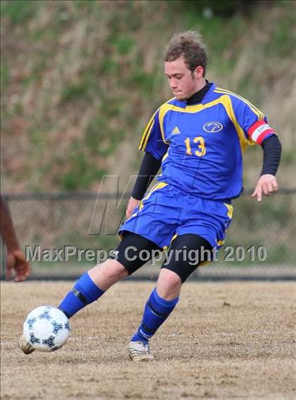 Thumbnail 3 in Austin-East vs Berean Christian School photogallery.