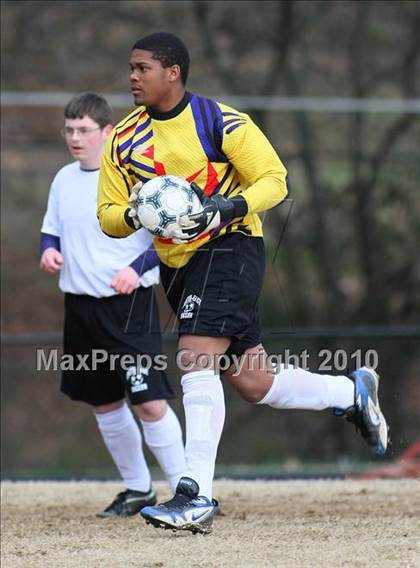 Thumbnail 1 in Austin-East vs Berean Christian School photogallery.
