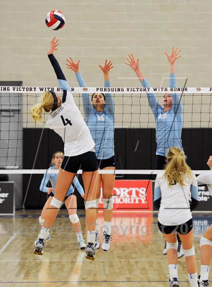 Thumbnail 3 in Central Valley Christian vs. Valley Christian  (CIF State D3 Final) photogallery.
