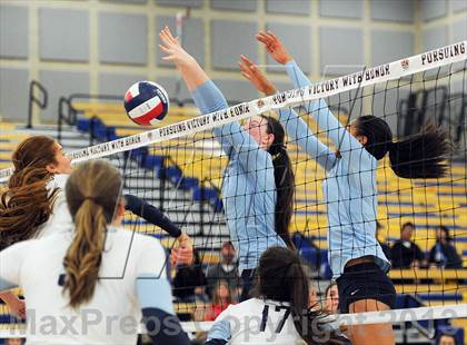 Thumbnail 1 in Central Valley Christian vs. Valley Christian  (CIF State D3 Final) photogallery.