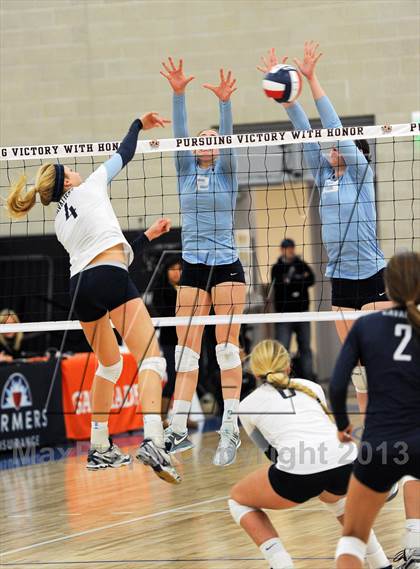 Thumbnail 2 in Central Valley Christian vs. Valley Christian  (CIF State D3 Final) photogallery.