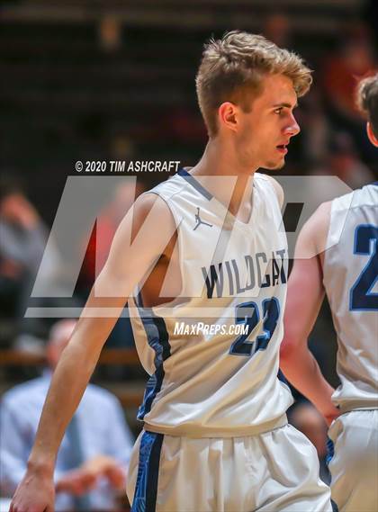 Thumbnail 3 in Batesville vs Franklin County (IHSAA Sectional Playoff) photogallery.