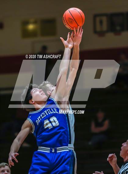 Thumbnail 3 in Batesville vs Franklin County (IHSAA Sectional Playoff) photogallery.