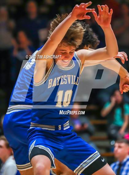 Thumbnail 3 in Batesville vs Franklin County (IHSAA Sectional Playoff) photogallery.