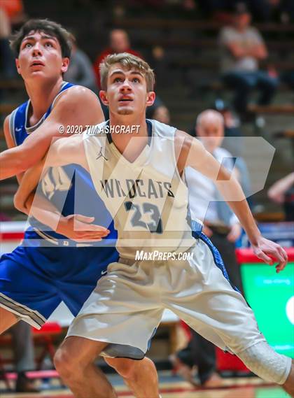 Thumbnail 3 in Batesville vs Franklin County (IHSAA Sectional Playoff) photogallery.