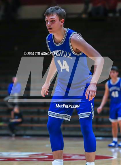 Thumbnail 2 in Batesville vs Franklin County (IHSAA Sectional Playoff) photogallery.