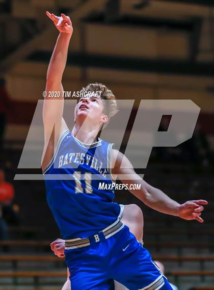 Thumbnail 2 in Batesville vs Franklin County (IHSAA Sectional Playoff) photogallery.