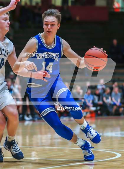 Thumbnail 1 in Batesville vs Franklin County (IHSAA Sectional Playoff) photogallery.
