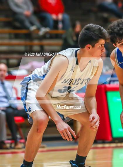 Thumbnail 2 in Batesville vs Franklin County (IHSAA Sectional Playoff) photogallery.