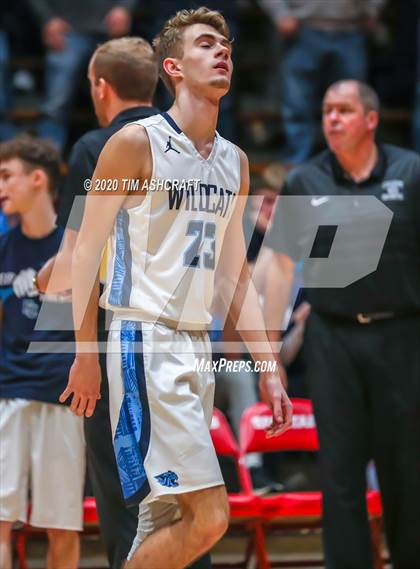 Thumbnail 2 in Batesville vs Franklin County (IHSAA Sectional Playoff) photogallery.